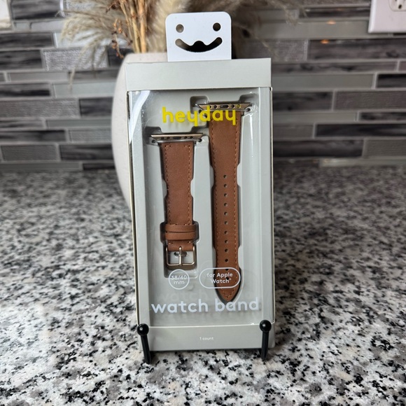 Heyday | Brand New Brown Watch Band for Apple Watch Size 38/40mm - Picture 1 of 5